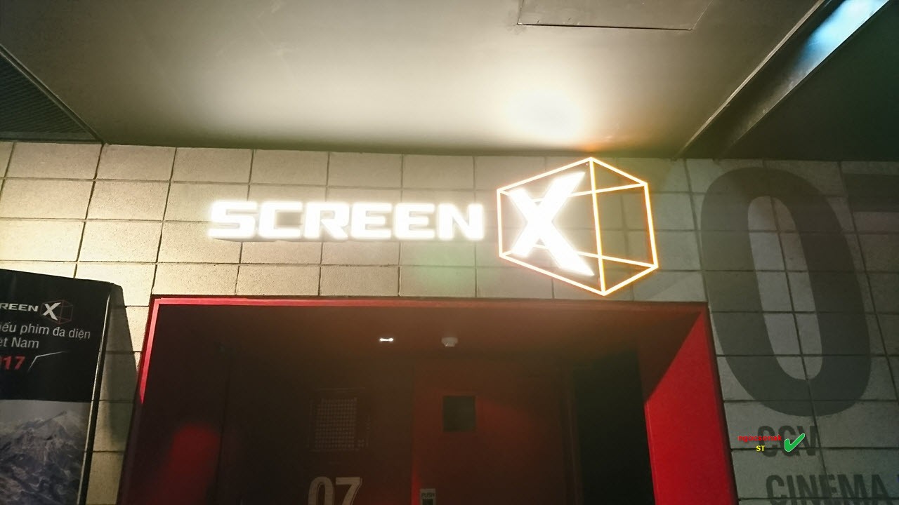 Lối vào rạp ScreenX