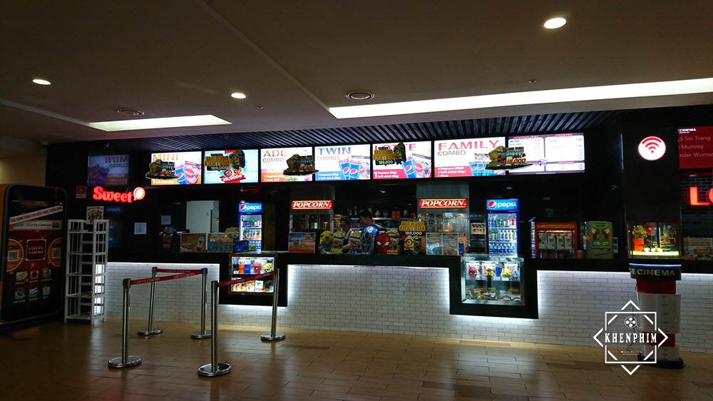 Quầy bán đồ ăn Lotte Cinema Now Zone.