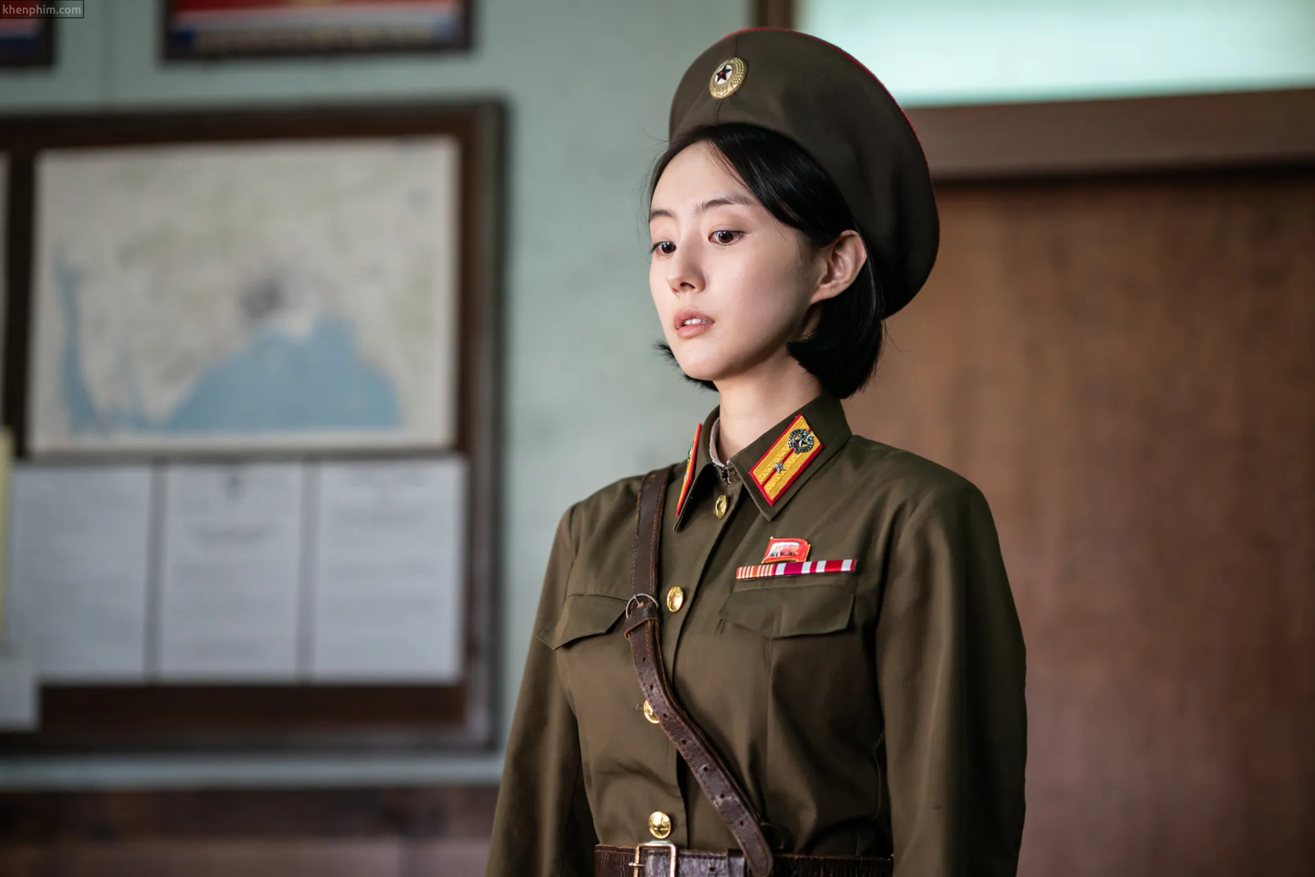 Nữ quân nhân Triều Tiên trong phim Bỗng Dưng Trúng Số