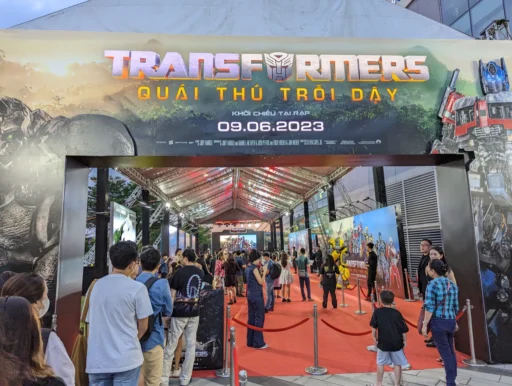 Hình ảnh họp báo phim Transformers 7: Quái Thú Trỗi Dậy, tối ngày 08/06/2023 tại khu vực ngoài trời thuộc SC Vivo City